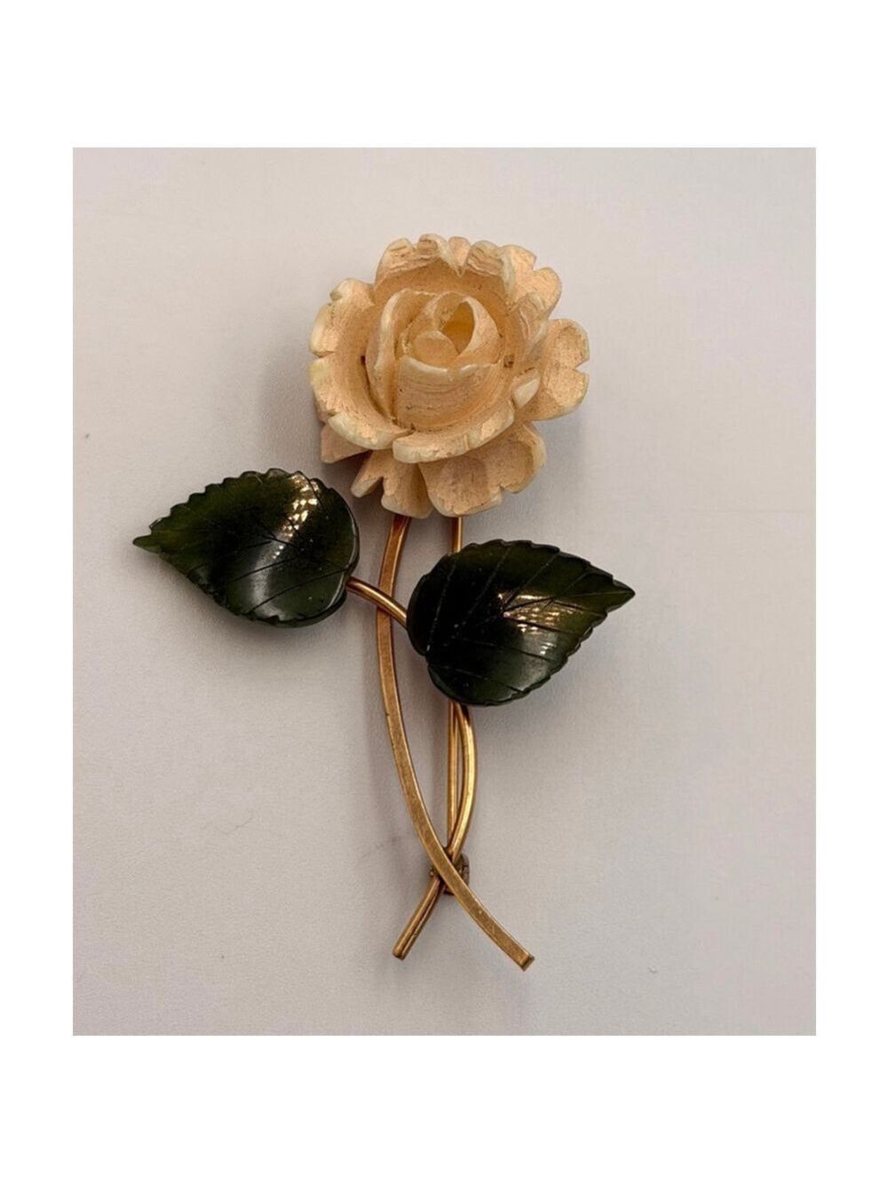 Vintage “Made in Austria” Carved Rose Brooch – Cream Rose with Green Leaves 2259